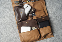 TECH DOPP KIT - toffee