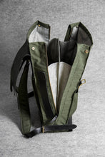 COMMUTER BACKPACK - forest