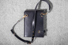 DESIGNER CLUTCH - black