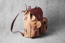RETRO MOTORCYCLE BACKPACK - camel