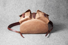 RETRO MOTORCYCLE BACKPACK - camel