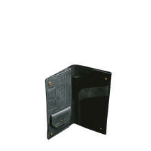 PASSPORT WALLET - black