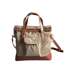 TRAVEL TOTE
