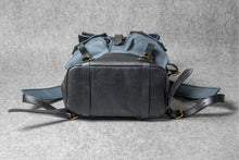 TRAVEL BACKPACK - grey