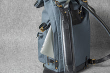 TRAVEL BACKPACK - grey